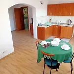 Julia * Karwia