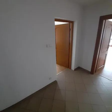 Julia *