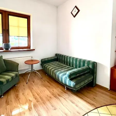 Julia アパート *