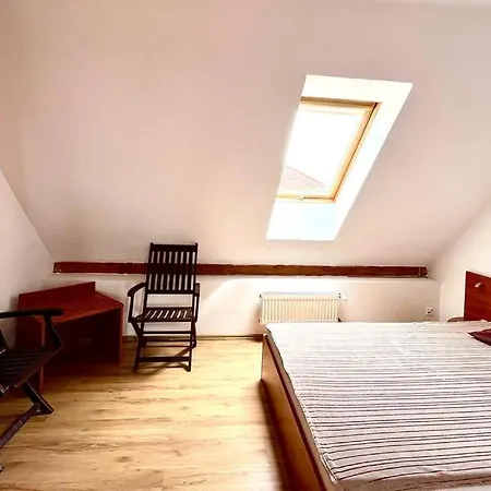 Julia Apartman Karwia